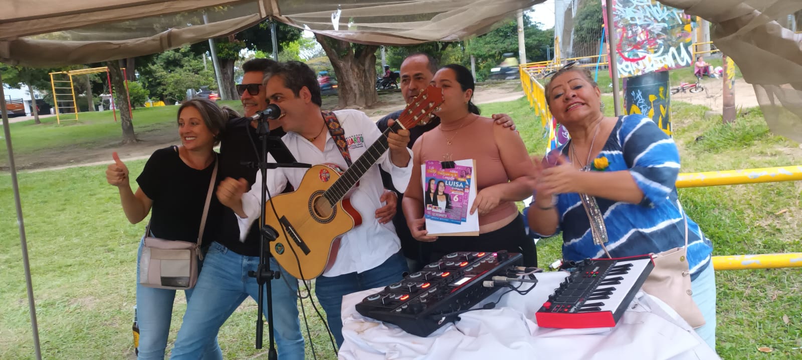 Testimonio de una estudiante universitaria sobre el compromiso de Eduardo Patiño.